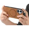 Coque arrière Phonesta Retro Vegan Leather MagSafe pour Apple iPhone 16 - Marron 3